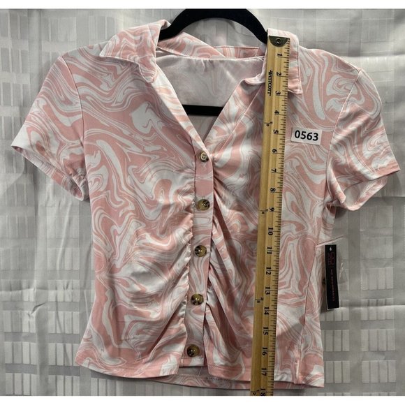 No Boundaries Junior/women’s Top Size S(3-5) color Pink short sleeve Button Up - Picture 9 of 11